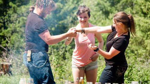 Alaskan Bush People Season 11 Episode 5 - Bam Bam's Big Build and Bears