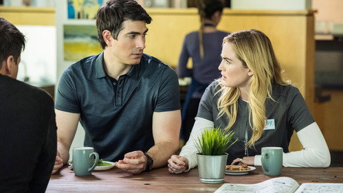 DC's Legends of Tomorrow Season 3 Episode 1 - Aruba-Con