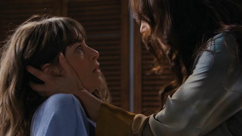 Episode 305 still