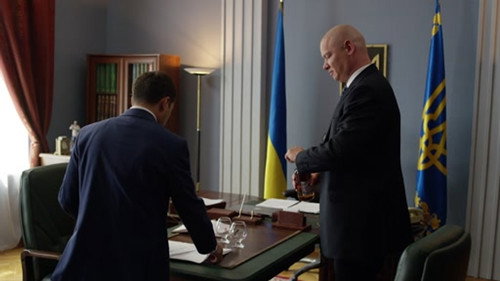 Servant of the People Season 2 Episode 1 - Episode 1