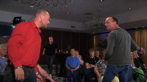 Mr. Frank Visser doet Uitspraak Season 8 Episode 15 - Episode 15