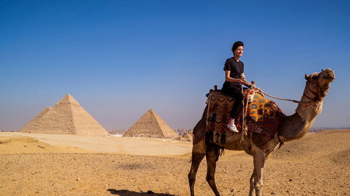VICE Season 3 Episode 8 - Egyptian Tomb Raiders & Rent a White Guy