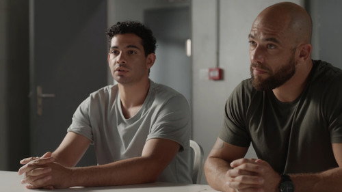 Episode 1252 still