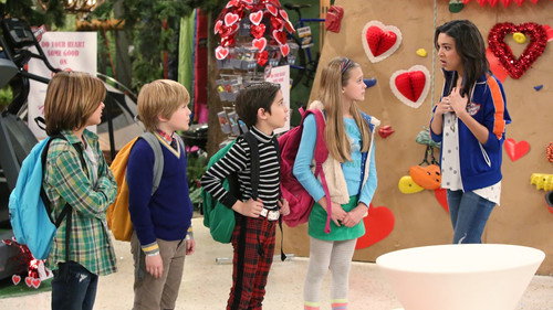 Nicky, Ricky, Dicky & Dawn Season 1 Episode 15 - Valentime's Day