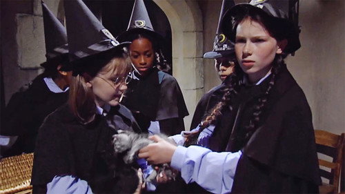 The Worst Witch Season 1 Episode 3 - A Pig in a Poke