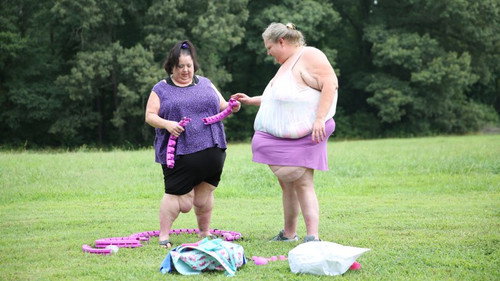 1000-lb Best Friends Season 1 Episode 1 - Supersized Besties