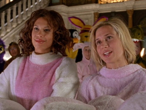 She Spies Season 1 Episode 2 - The Martini Shot