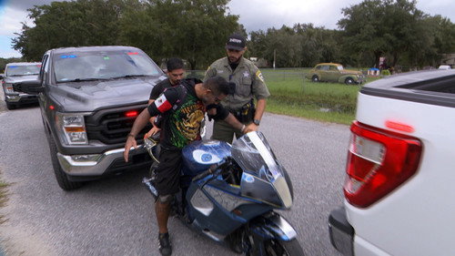 Cops Season 38 Episode 1 - Florida Man Strikes Again