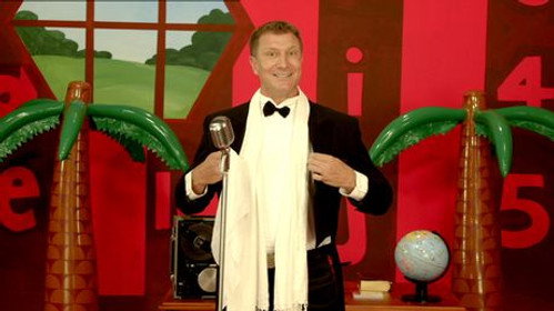 Simon the Opera Singer still