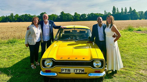 Celebrity Antiques Road Trip Season 13 Episode 15 - Bob Harris v Suzi Perry