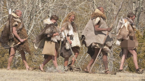 Naked and Afraid XL Season 9 Episode 6 - Frozen: Bear of a Finish