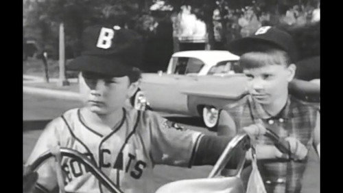 The Wonderful World of Disney Season 6 Episode 1 - Moochie of the Little League: A Diamond Is a Boy's Best Friend