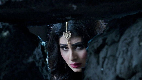Naagin Season 1 Episode 49 - Shivanya is Trapped