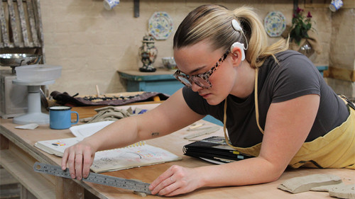 The Great Pottery Throw Down Season 8 Episode 2 - Mantlepiece Clock and Blindfold Challenge