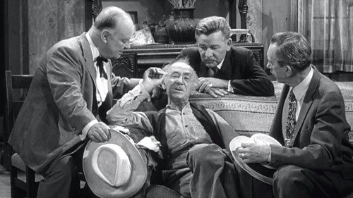 The Andy Griffith Show Season 2 Episode 4 - Mayberry Goes Bankrupt