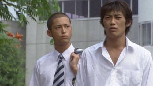 GTO: Great Teacher Onizuka Season 1 Episode 6 - The Dangerous Teacher Who Puts Out His Hand to a Student's Mother