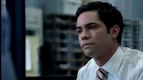 Cold Case Season 3 Episode 15 - Sanctuary