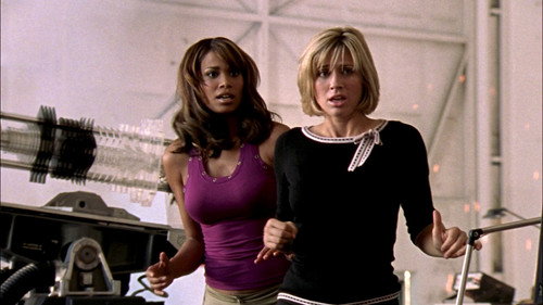She Spies Season 2 Episode 7 - Cover Me