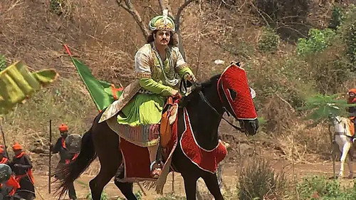 Jalal arrives at Amer in search of Jodha still