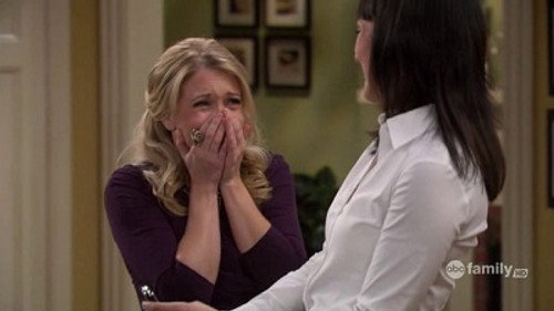 Melissa & Joey Season 1 Episode 2 - Moving On