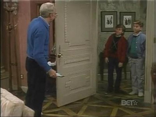 Diff'rent Strokes Season 8 Episode 15 - Arnold's Tangled Web