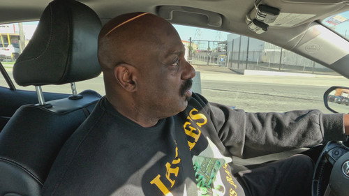 Storage Wars Season 18 Episode 3 - Baby Jesus, Take the Wheel