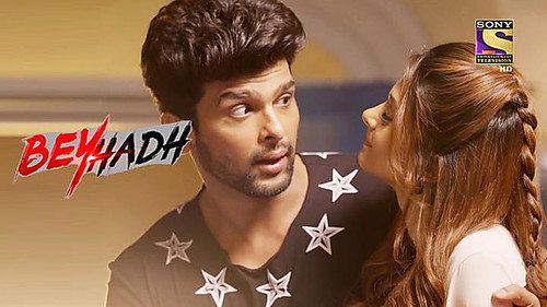 Maya threatens Vandana With Knife still