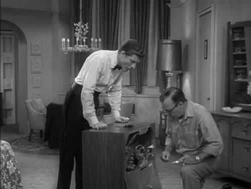 The Dick Van Dyke Show Season 5 Episode 23 - Bad Reception in Albany