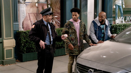 Superior Donuts Season 1 Episode 7 - The Amazing Racists
