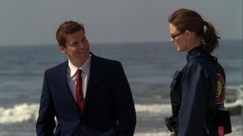 Bones Season 4 Episode 7 - The He in the She