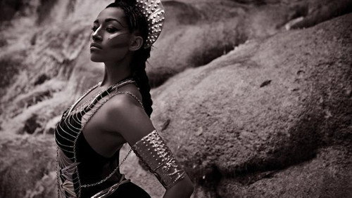 America's Next Top Model Season 19 Episode 10 - The Girl Who Becomes Art For Tyra