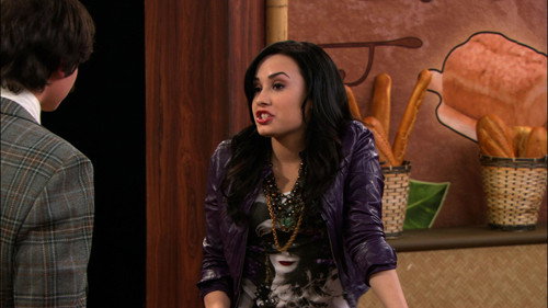 Sonny with a Chance Season 2 Episode 2 - Sonny Get Your Goat