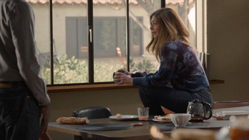 Episode 1927 still