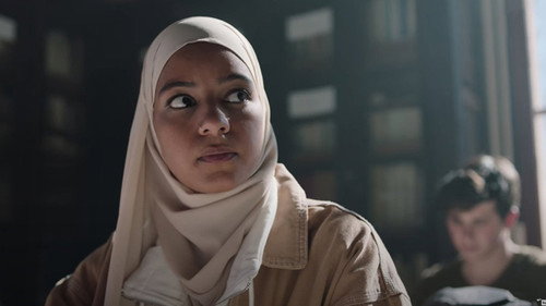 SKAM España Season 4 Episode 4 - It's never for Amira