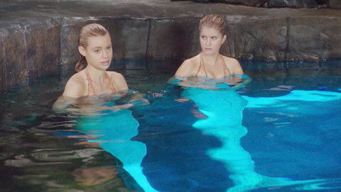 Mako: Island of Secrets Season 1 Episode 7 - Zac's Pool Party