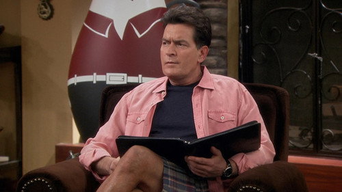 Anger Management Season 2 Episode 73 - Charlie and the Case of the Curious Hottie