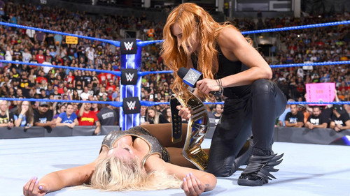 WWE Friday Night SmackDown Season 20 Episode 35 - August 28, 2018 (Toronto, ON)