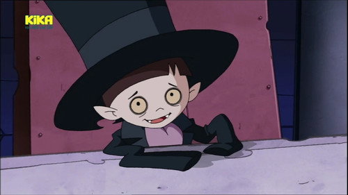 School for Little Vampires Season 1 Episode 4 - Back To Front