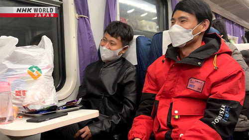 Asia Insight Season 12 Episode 9 - Trains Carry Workers Home After Zero-COVID: China