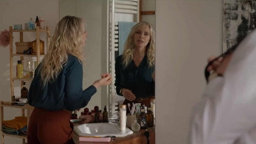 Episode 1841 still