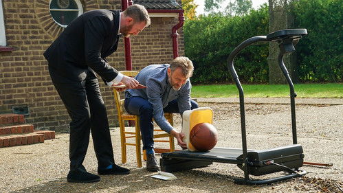 Taskmaster Season 4 Episode 2 - Look at Me