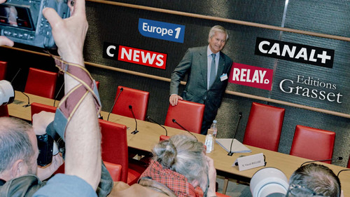 Warum? Season 1 Episode 14 - Why is Vincent Bolloré’s media empire a problem?