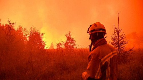 Megafires in France still