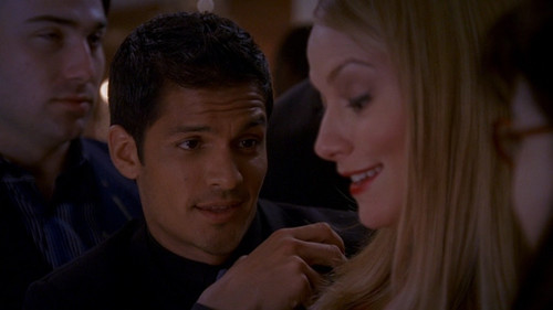 Ugly Betty Season 1 Episode 4 - Fey's Sleigh Ride