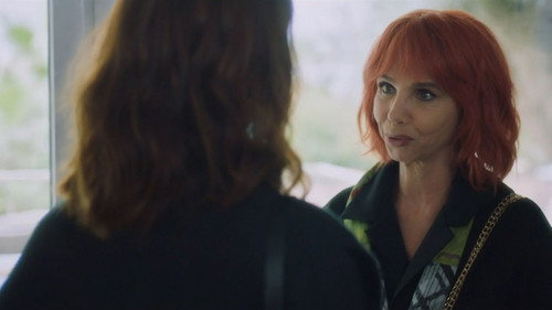 Episode 1059 still