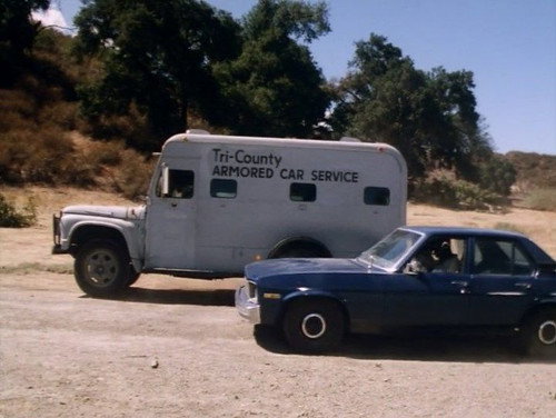 The Dukes of Hazzard Season 7 Episode 12 - Sky Bandits over Hazzard