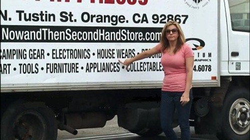 Storage Wars Season 3 Episode 13 - Willkommen to the Dollhouse