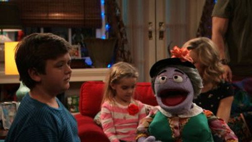 Crash & Bernstein Season 2 Episode 8 - Merry Crashenfest