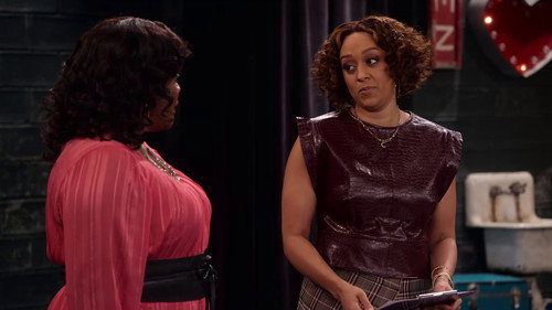 Family Reunion Season 2 Episode 10 - Remember When M'Dear Stole the Show?
