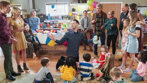 Life in Pieces Season 4 Episode 6 - Recovery Discipline Psycho Labor